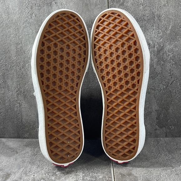 Vans Old Skool Black White Youth Size 3 Unisex - Picture 6 of 8